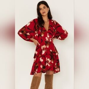 BAND OF THE FREE BAND OF GYPSIES DOLLY Women's Size Small Mini Floral Print